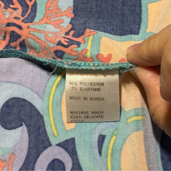 🌻 Tracy Negoshian Dress Swim Cover Women’s size Small Mermaid Scales Coral Swirl - Picture 8 of 9